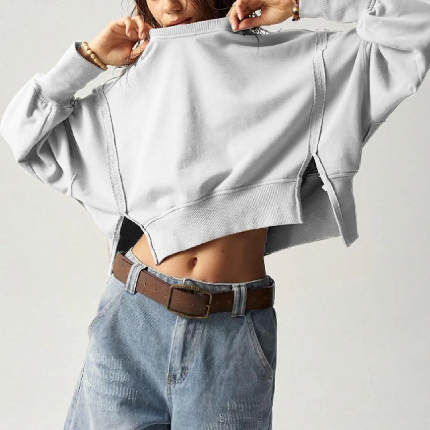 EGUGYDW Womens Crewneck Sweatshirts Cropped Long Sleeve Side Slit Loose Fit Teen Girls 2024 Fall Crop Pullover Tops