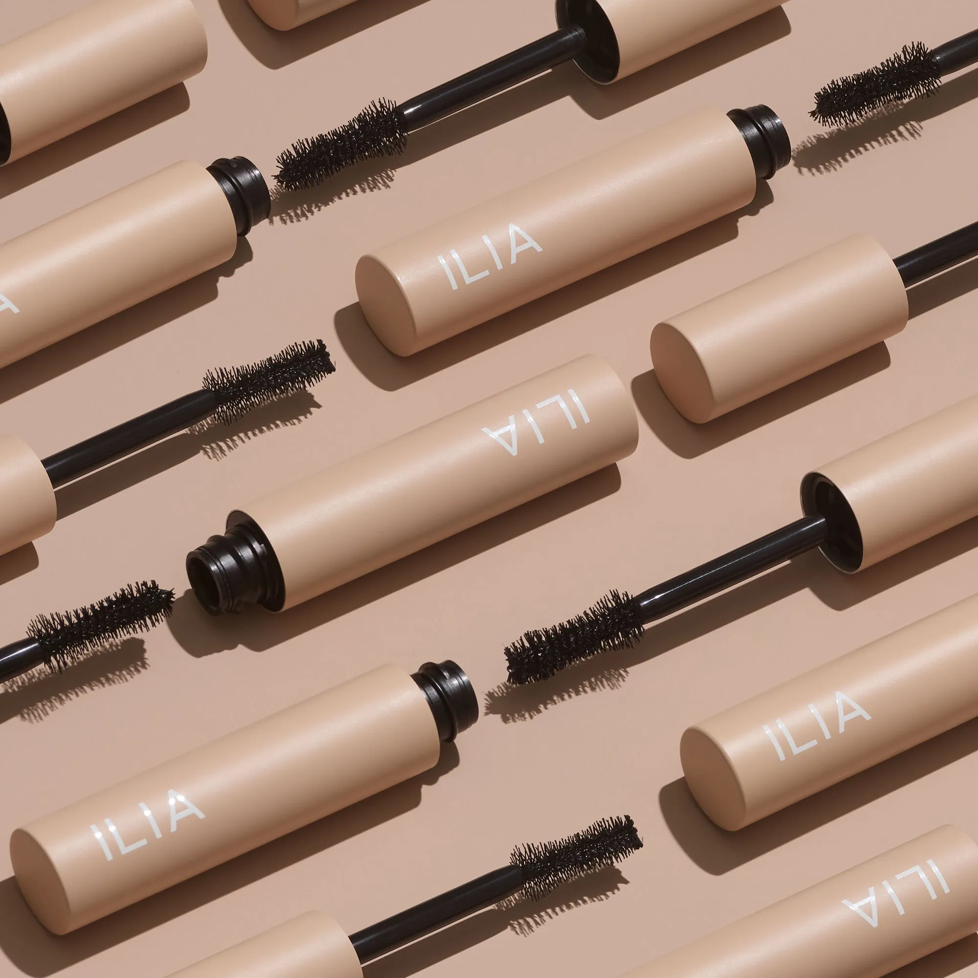 Fullest Volumizing Mascara