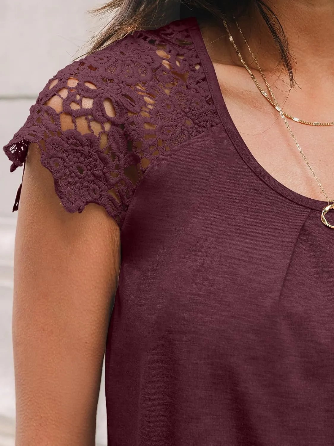 LILLUSORY Lace Short Sleeve Shirts Womens Summer Crew Neck Tops Casual Dressy Tshirt Blouses