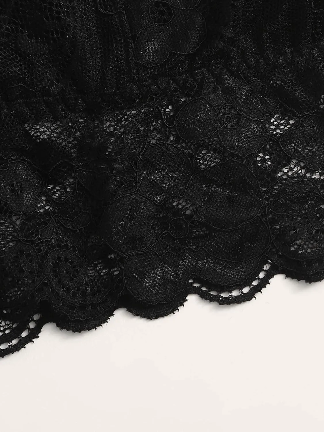 OYOANGLE Women's Floral Lace Scallop Trim Bras V Neck Spaghetti Strap Wireless Bralettes Cropped Camisoles
